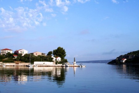 L'île de Drvenik Veliki