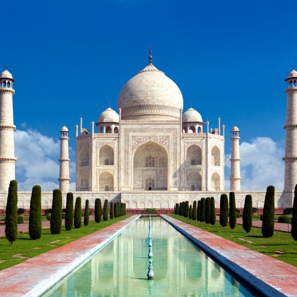 Agra (Taj Mahal)