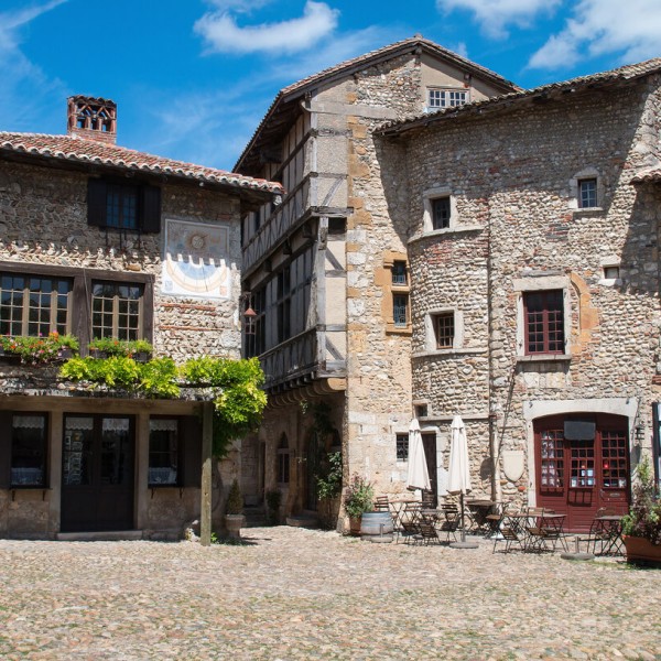 Pérouges