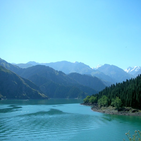 Le Xinjiang (Sin-kiang) 